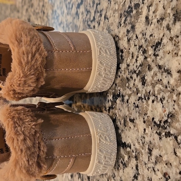 BLOWFISH GIRL'S METALLIC BROZE ZIP-UP HI' TOP SNEAKERS. SIZE 6M. - Picture 7 of 10